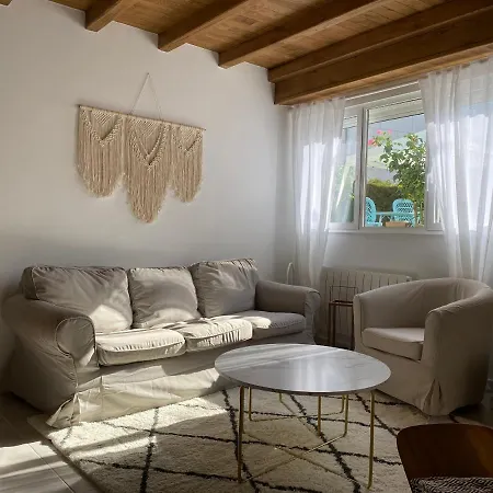 Casa De La Abuela Elisa - *